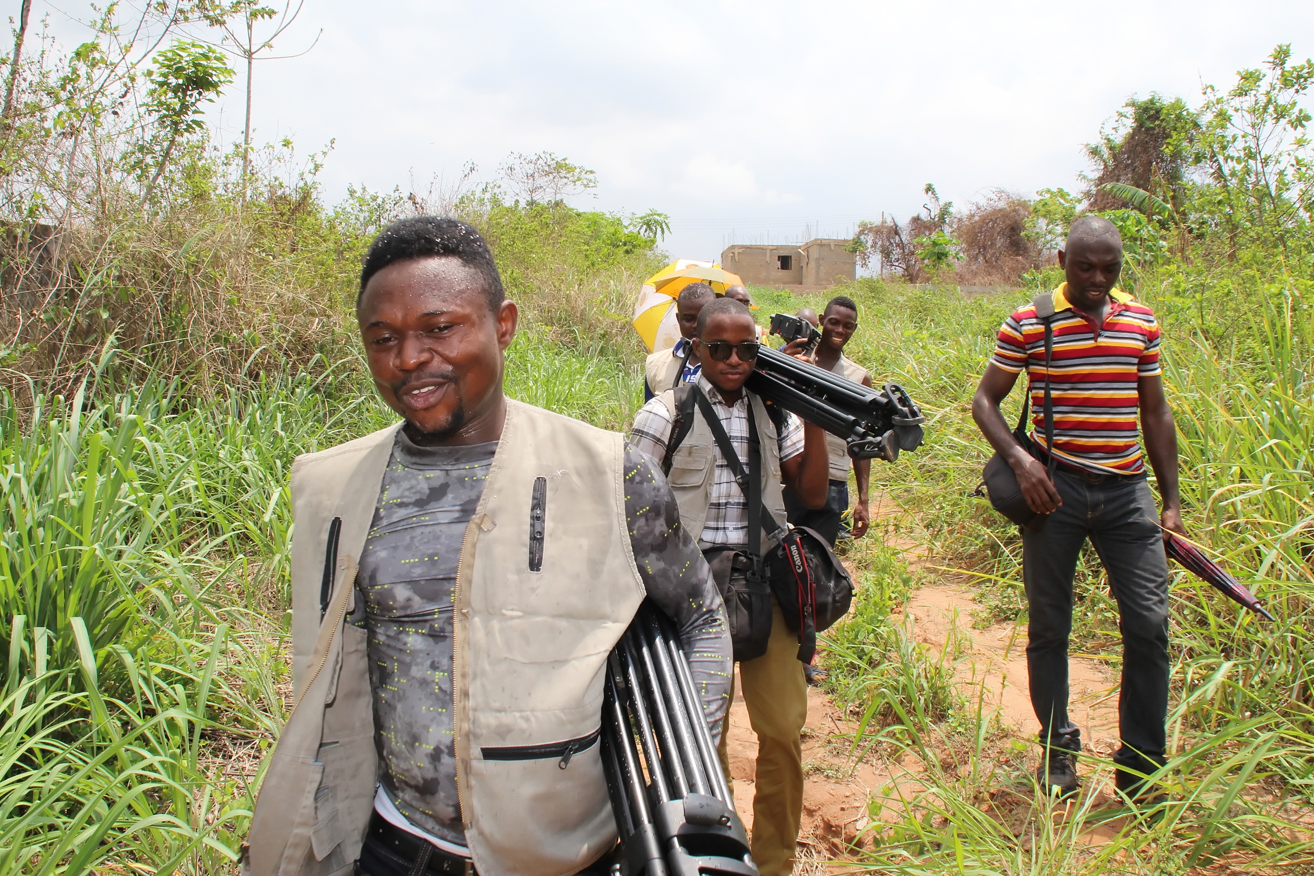 Awe Oluwafemi Seun on set 2